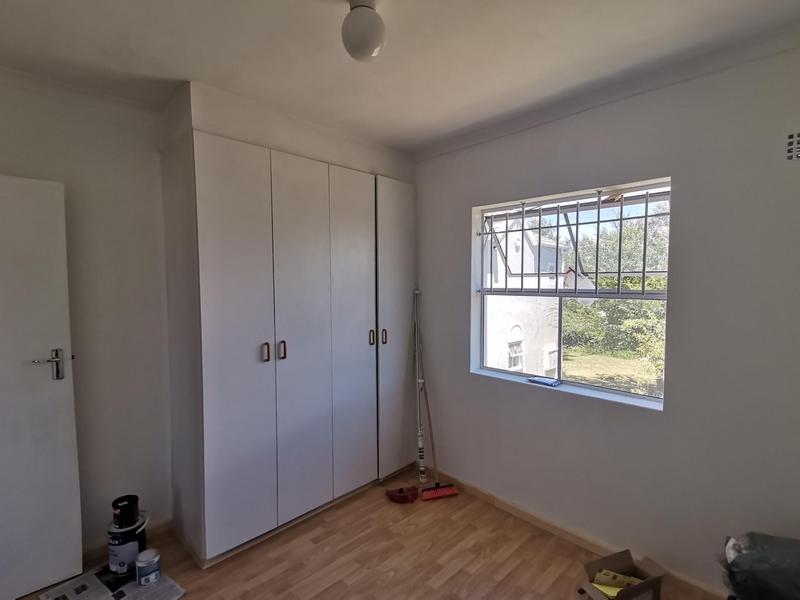 To Let 2 Bedroom Property for Rent in Pinelands Western Cape